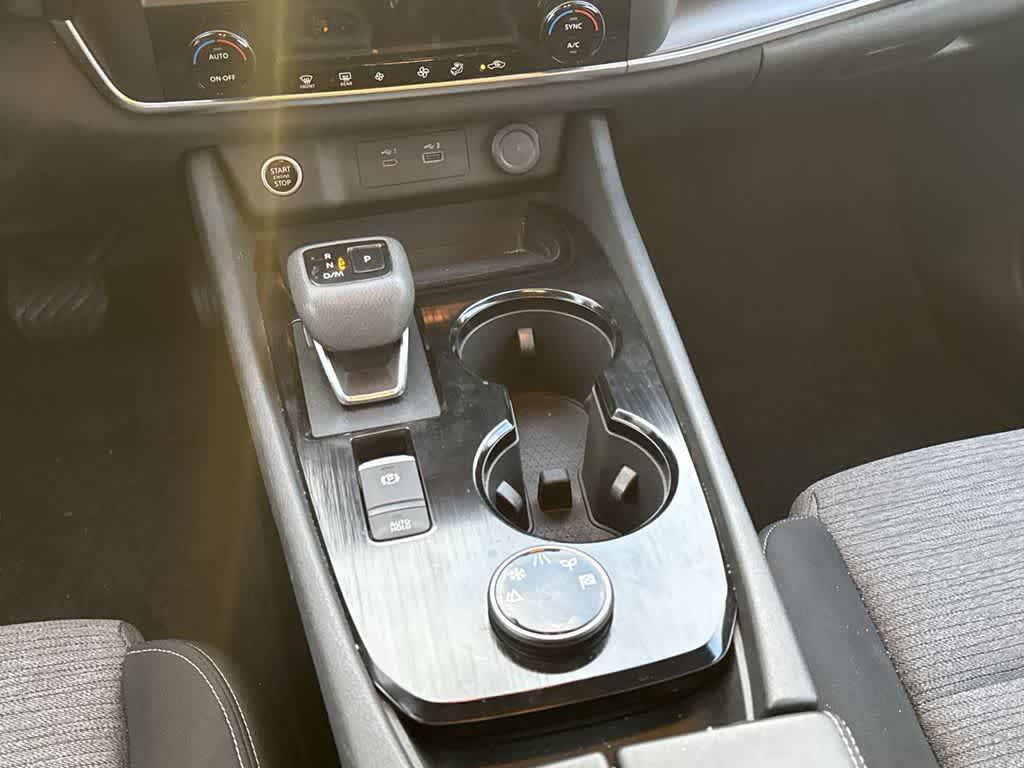 used 2023 Nissan Rogue car, priced at $18,858