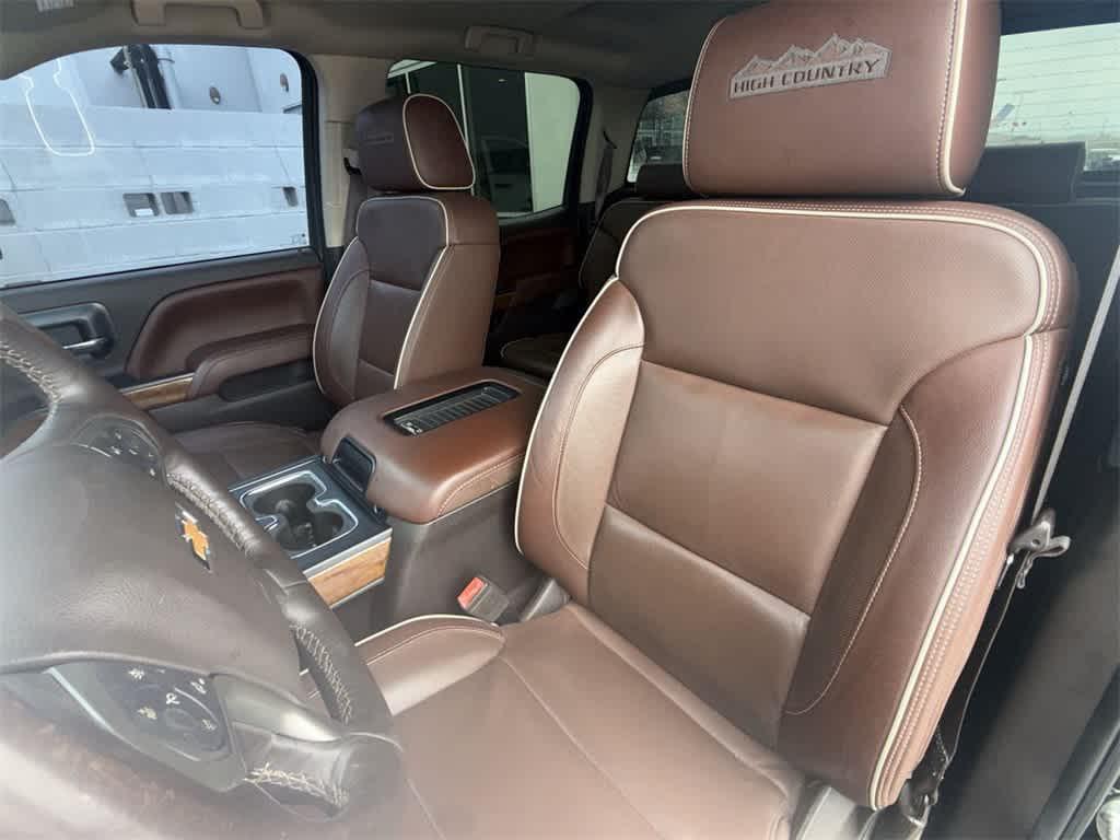 used 2018 Chevrolet Silverado 1500 car, priced at $32,726