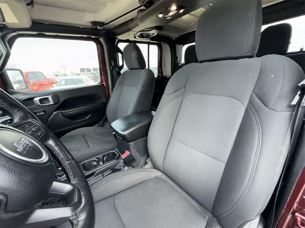 used 2022 Jeep Gladiator car, priced at $38,687