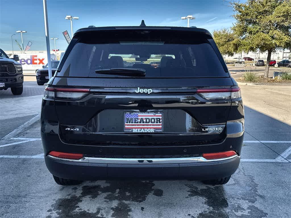 new 2025 Jeep Grand Cherokee car, priced at $45,869