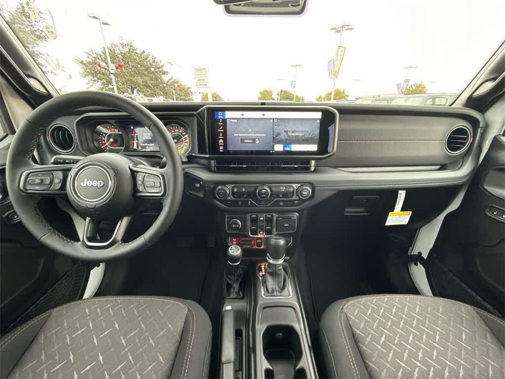 new 2025 Jeep Gladiator car, priced at $47,378