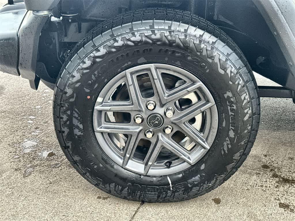 new 2025 Jeep Wrangler car, priced at $41,367