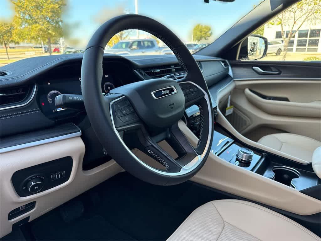 new 2025 Jeep Grand Cherokee L car, priced at $48,133