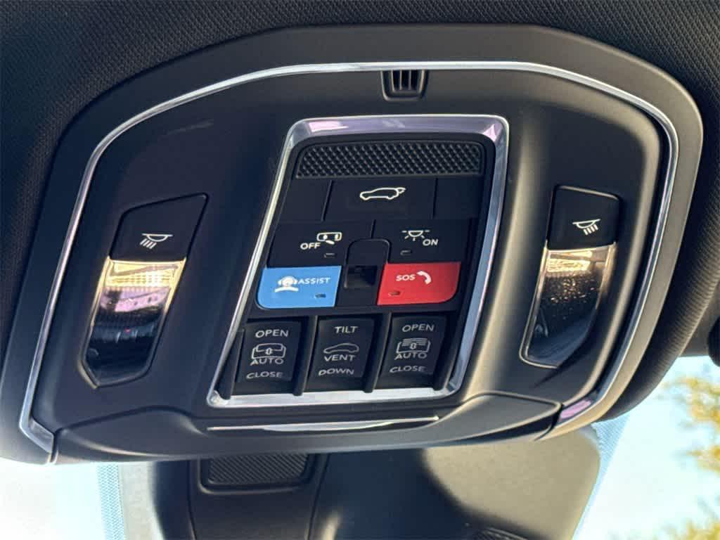 new 2025 Jeep Grand Cherokee L car, priced at $48,133