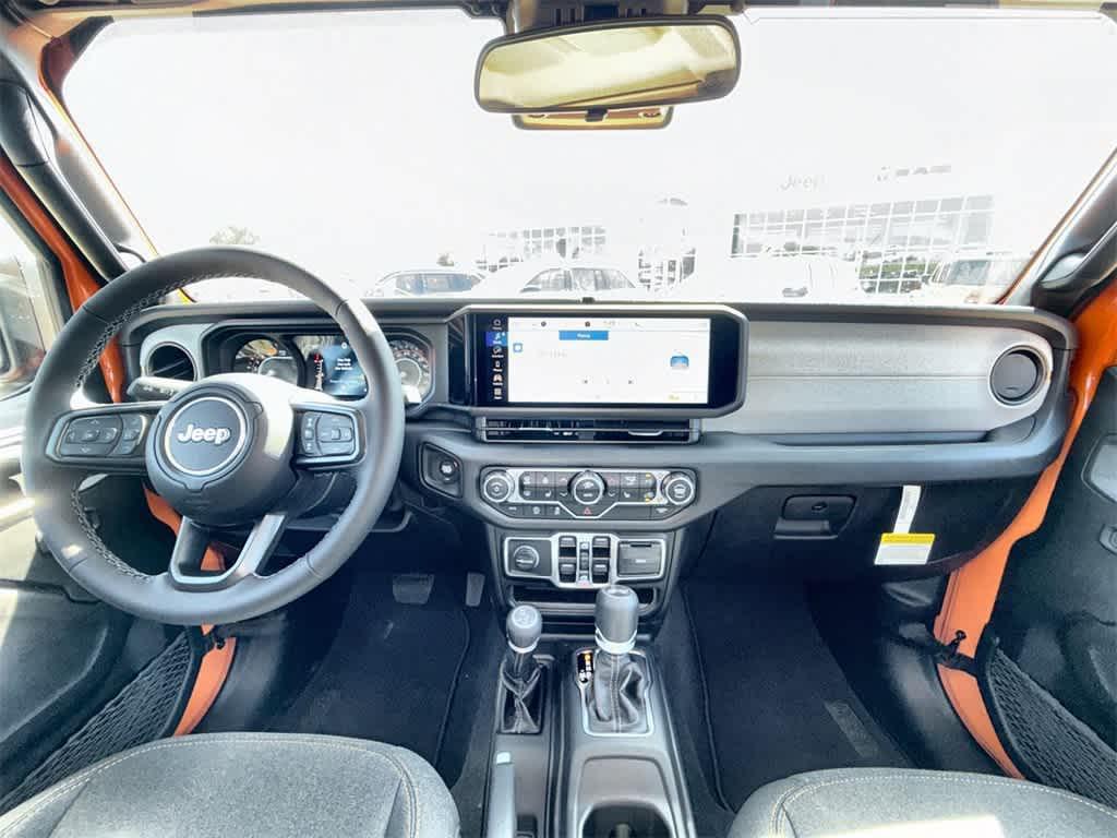 new 2025 Jeep Wrangler car, priced at $40,620