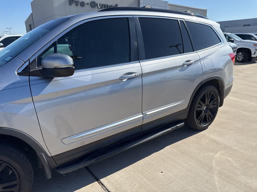 used 2022 Honda Pilot car, priced at $26,618