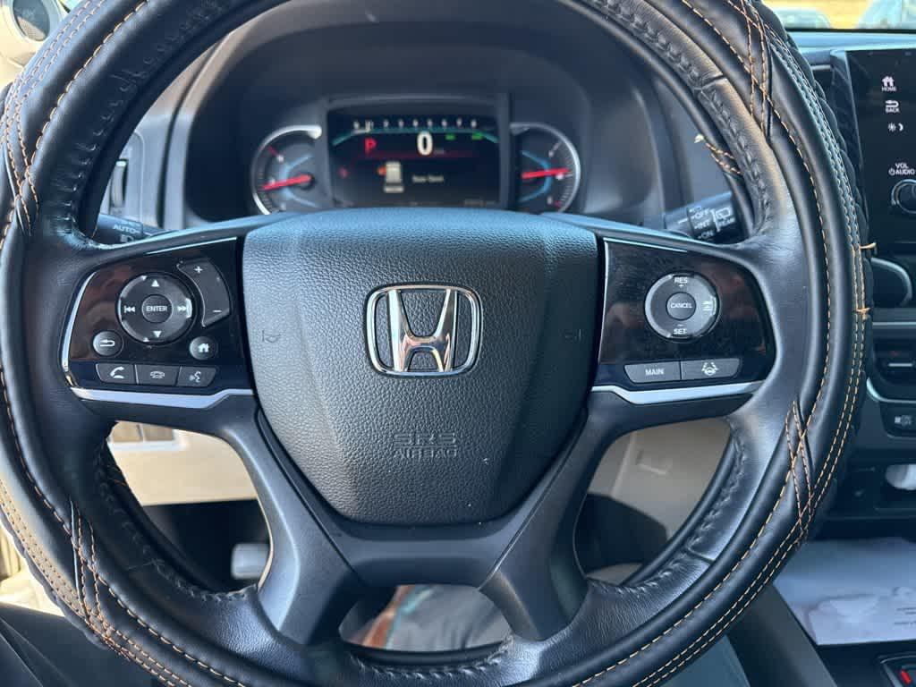 used 2022 Honda Pilot car, priced at $26,618