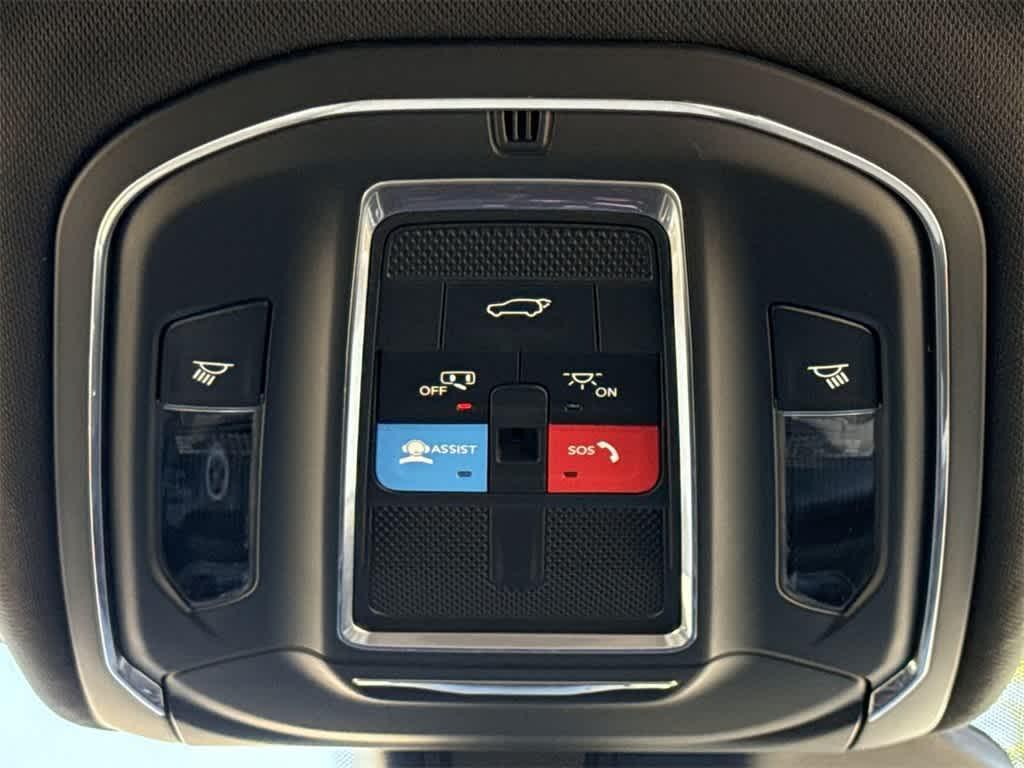 new 2025 Jeep Grand Cherokee car, priced at $42,446