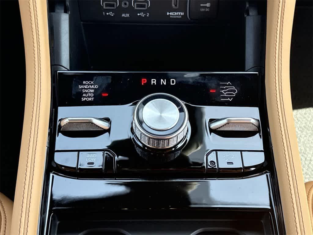 new 2025 Jeep Grand Cherokee car, priced at $56,700