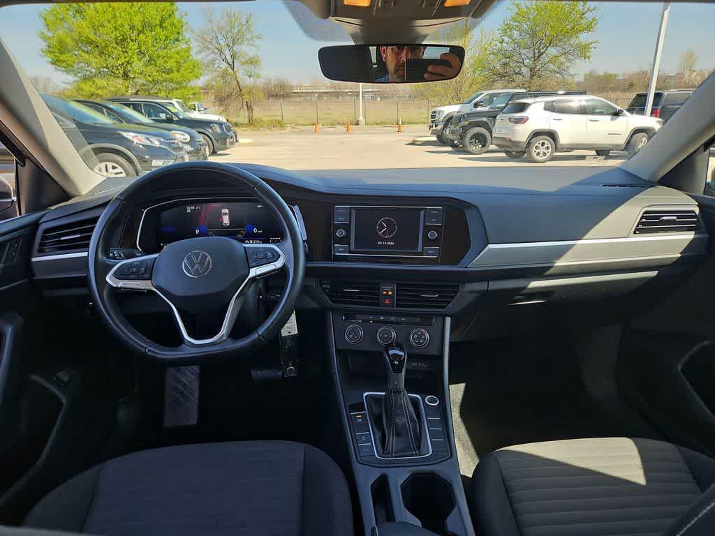 used 2024 Volkswagen Jetta car, priced at $16,812