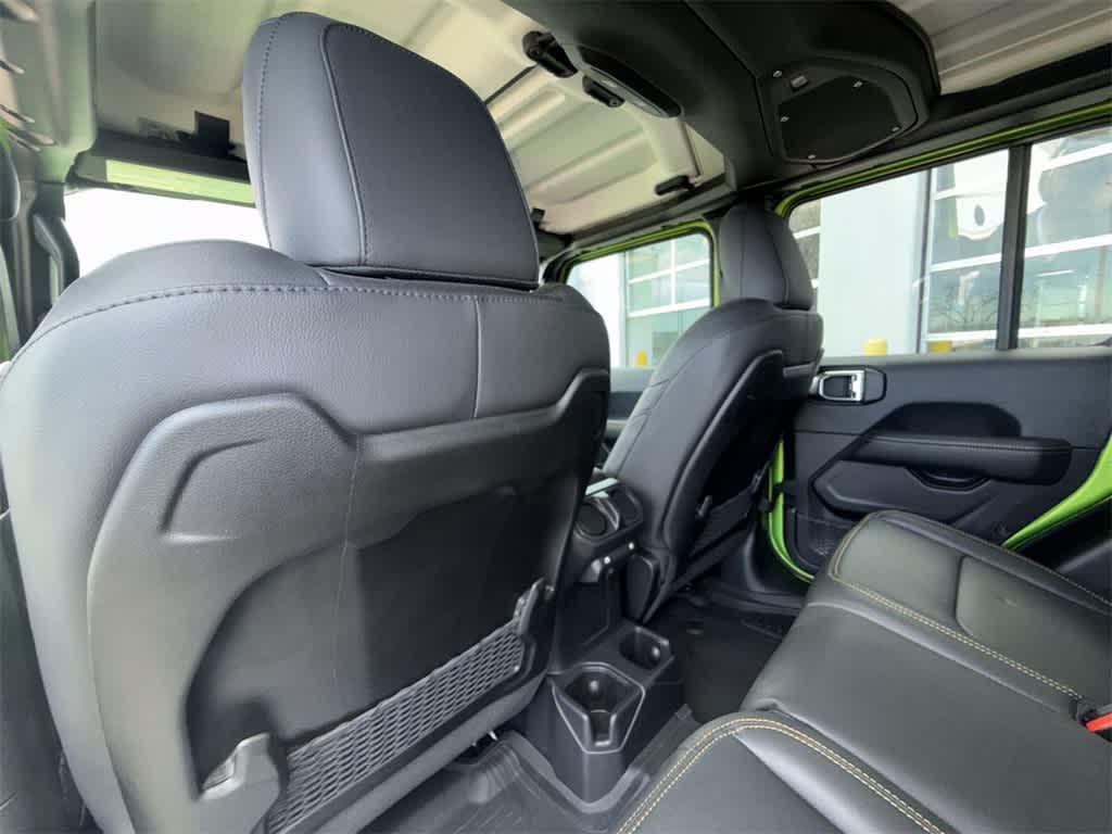 new 2025 Jeep Gladiator car, priced at $49,313