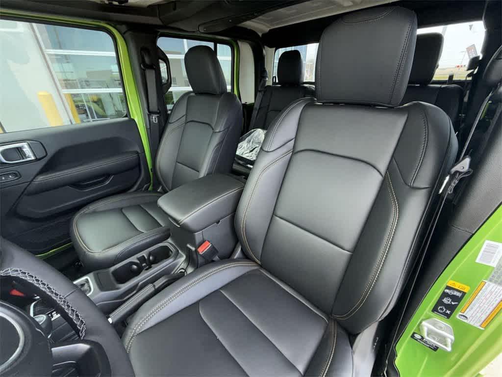 new 2025 Jeep Gladiator car, priced at $49,313