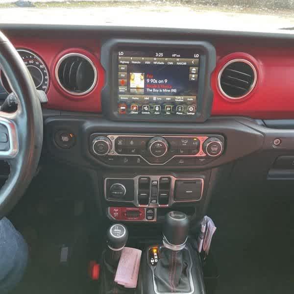 used 2021 Jeep Wrangler Unlimited car, priced at $37,735