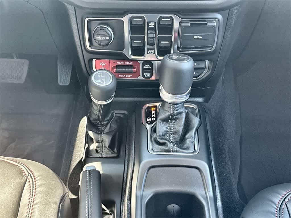 new 2025 Jeep Gladiator car, priced at $50,097