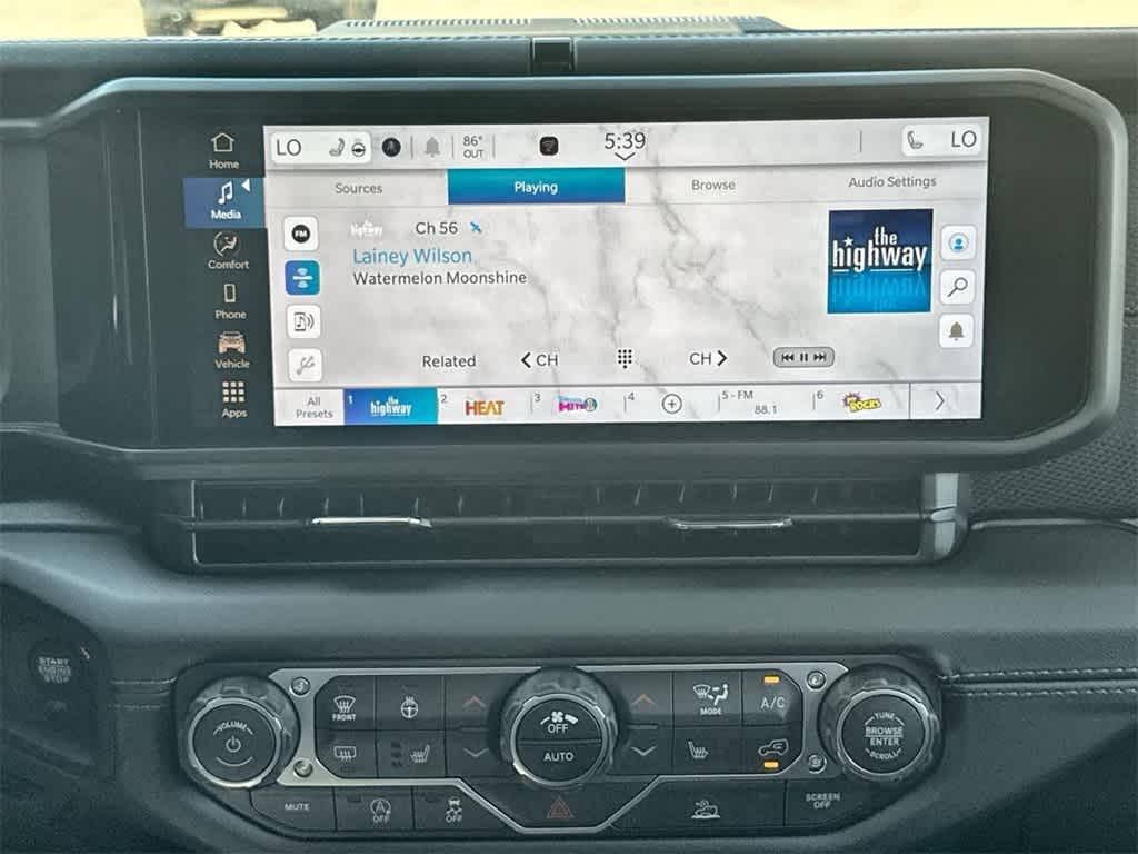 new 2025 Jeep Gladiator car, priced at $50,097