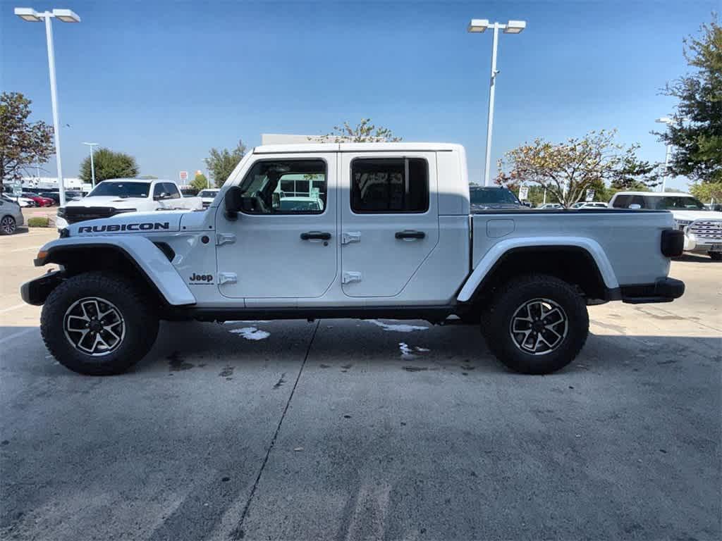 new 2025 Jeep Gladiator car, priced at $50,097
