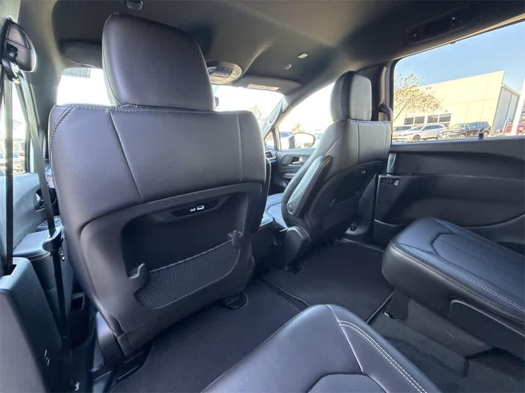 new 2026 Chrysler Pacifica car, priced at $38,714