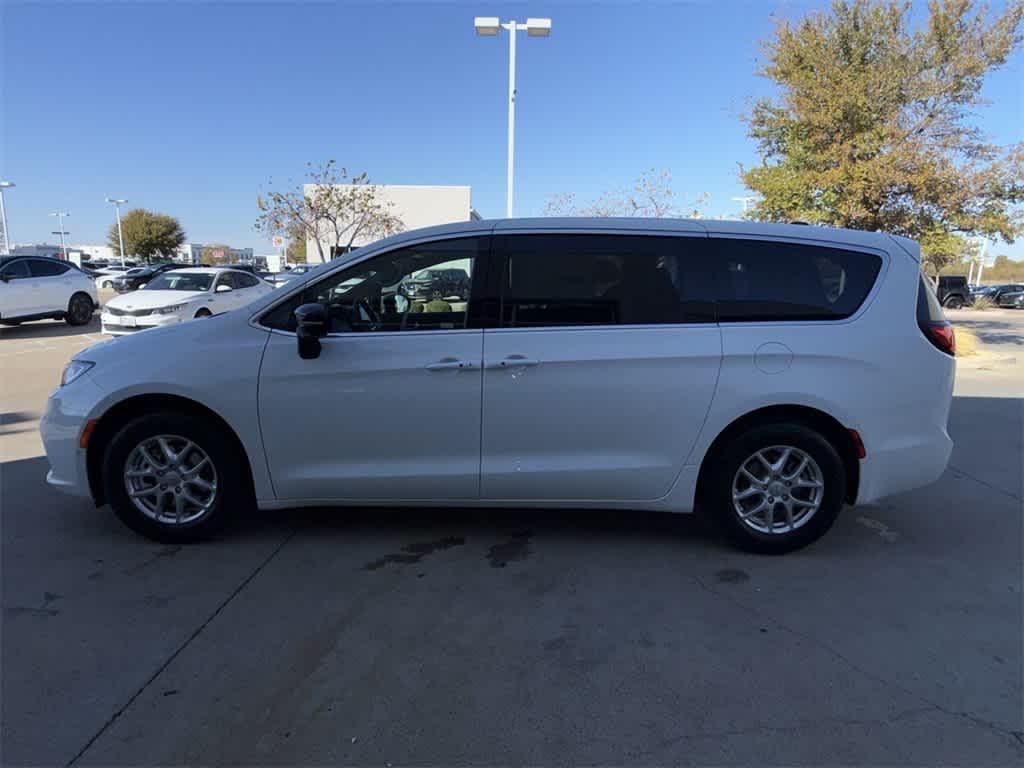 new 2026 Chrysler Pacifica car, priced at $38,714