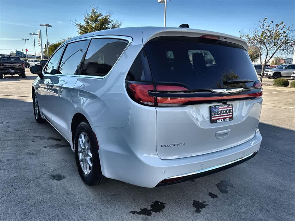 new 2026 Chrysler Pacifica car, priced at $38,714