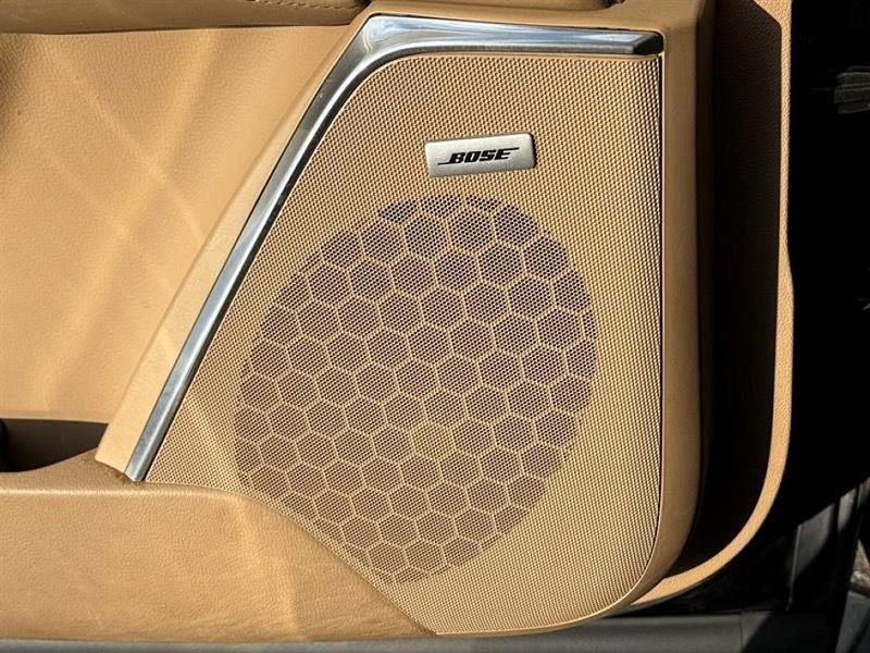 used 2020 Cadillac Escalade ESV car, priced at $31,433