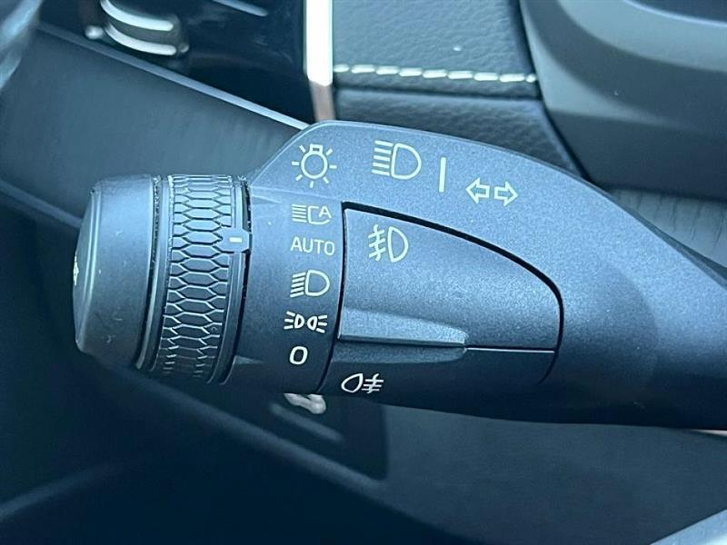 used 2022 Volvo XC90 car, priced at $35,973