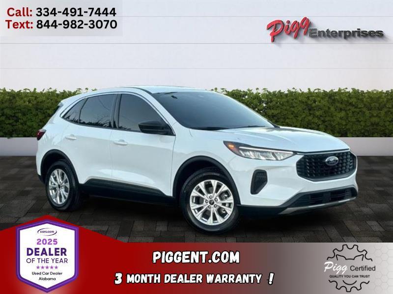 used 2024 Ford Escape car, priced at $21,466
