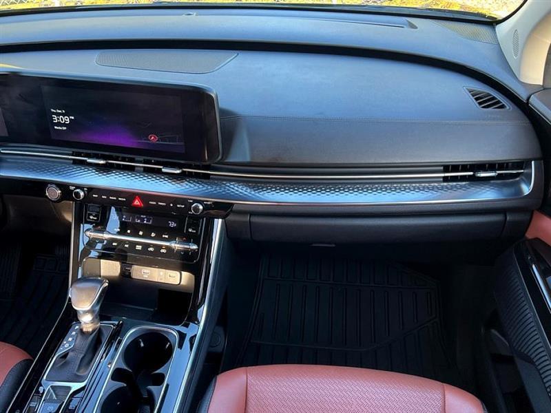 used 2023 Kia Carnival car, priced at $36,988