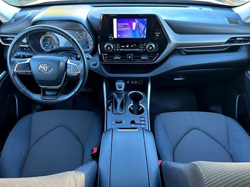 used 2023 Toyota Highlander Hybrid car, priced at $35,411