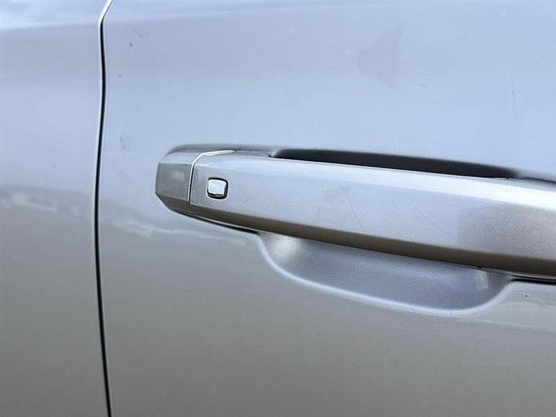 used 2018 GMC Yukon car, priced at $24,311