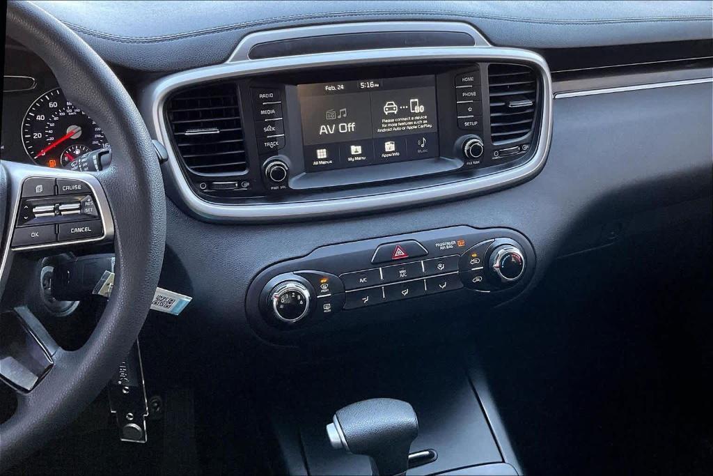 used 2020 Kia Sorento car, priced at $13,690