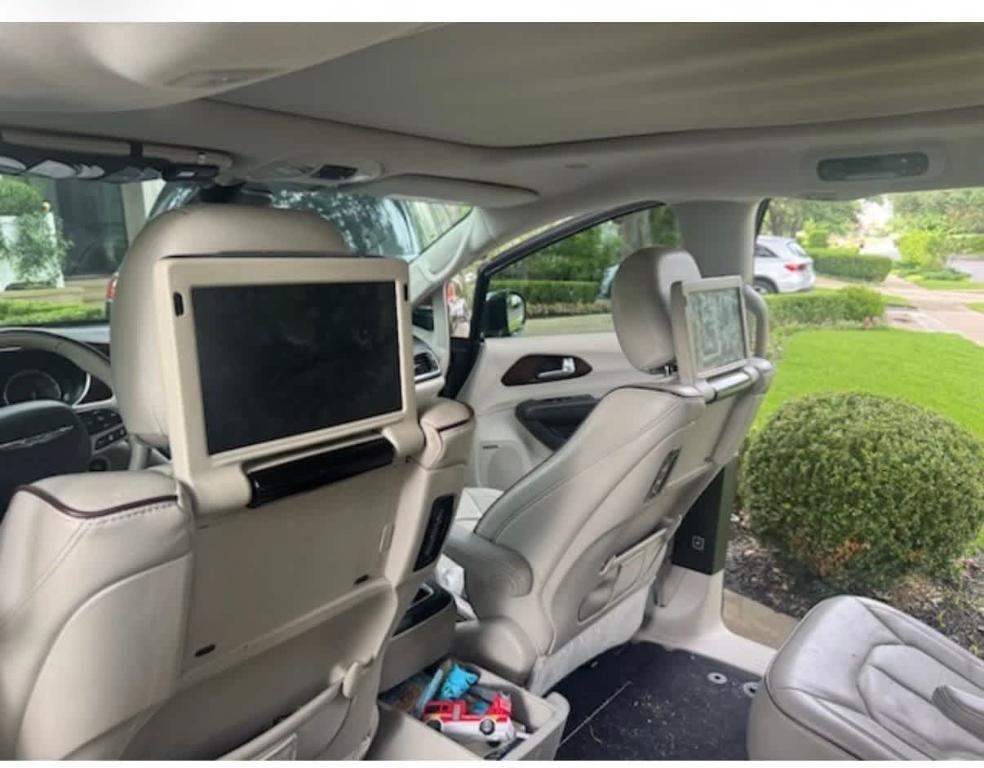 used 2017 Chrysler Pacifica car, priced at $16,175