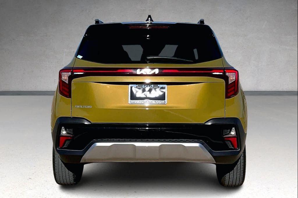 used 2024 Kia Seltos car, priced at $18,119