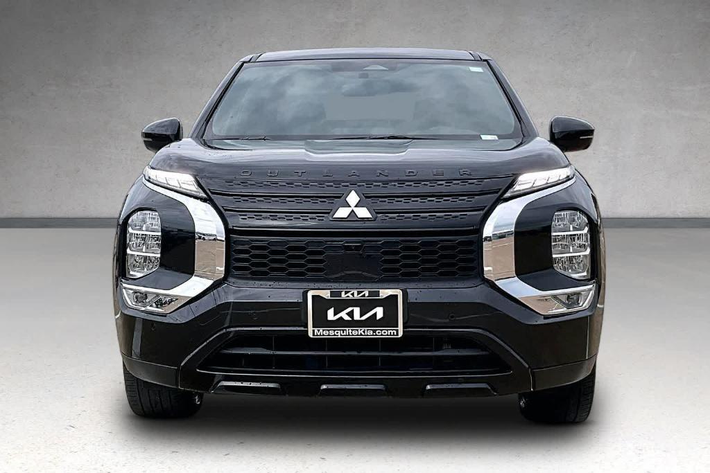 used 2023 Mitsubishi Outlander car, priced at $21,487