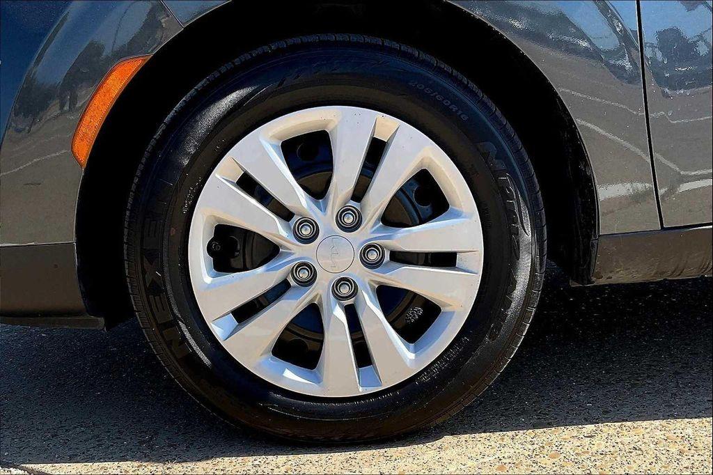 used 2023 Kia Soul car, priced at $15,996