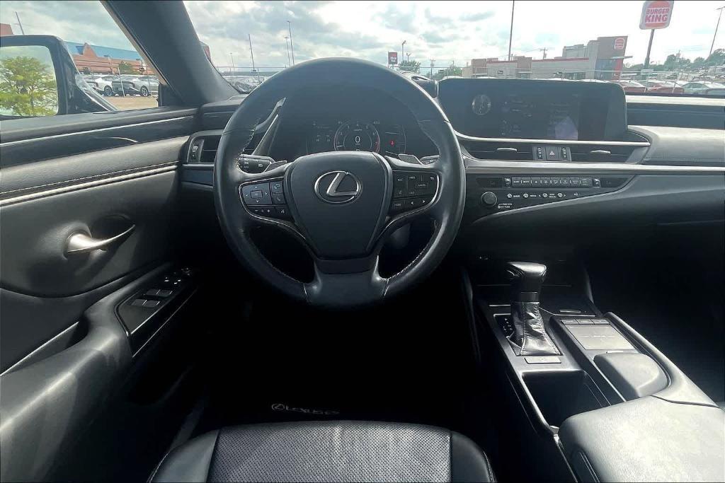 used 2020 Lexus ES 350 car, priced at $26,777