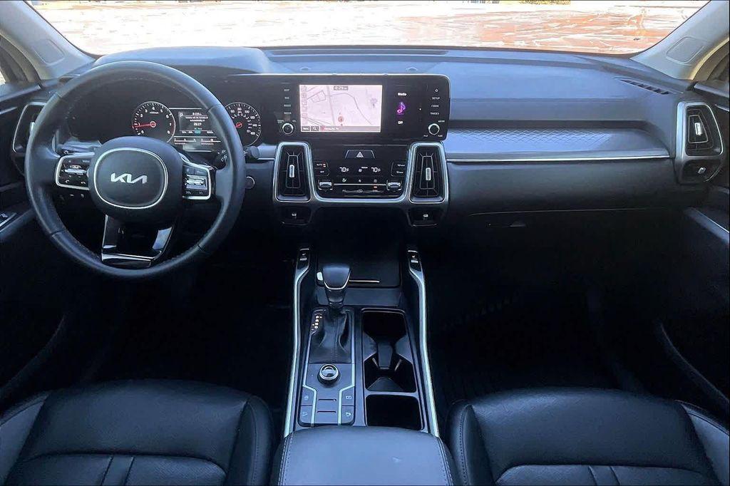 used 2023 Kia Sorento car, priced at $27,213