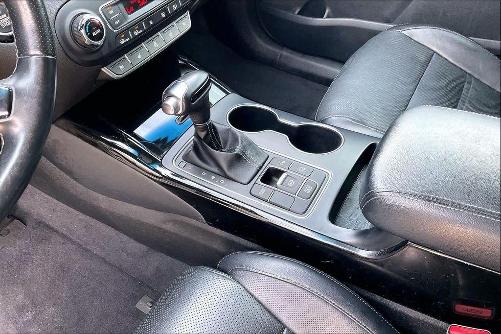 used 2019 Kia Sorento car, priced at $17,606