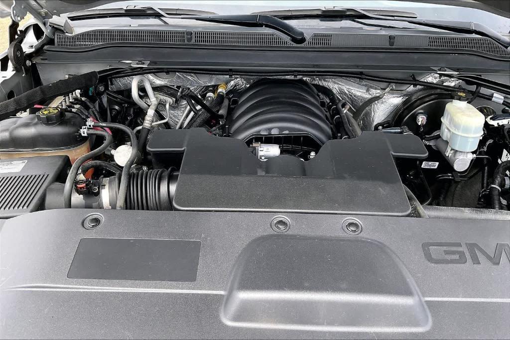 used 2015 GMC Yukon car, priced at $18,794