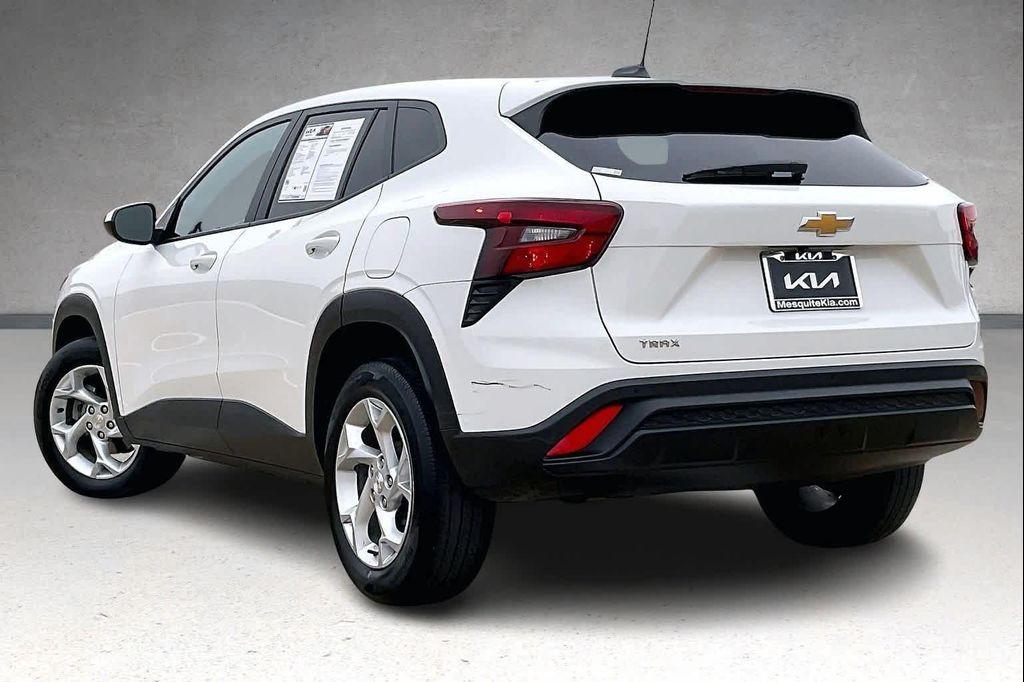 used 2024 Chevrolet Trax car, priced at $16,493