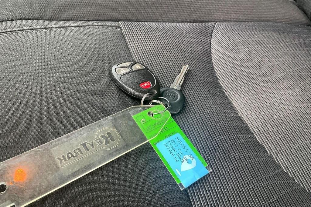 used 2017 Chevrolet Traverse car, priced at $9,099