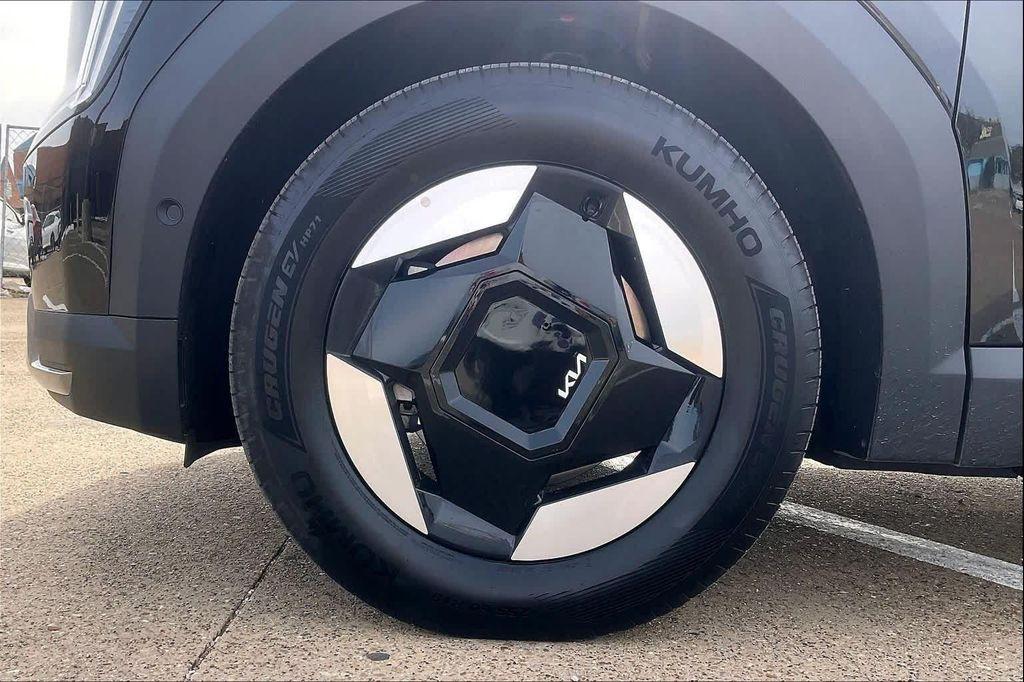 used 2026 Kia EV9 car, priced at $50,994