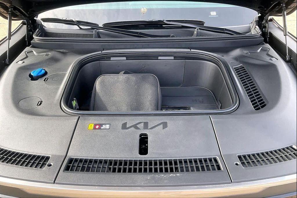 used 2026 Kia EV9 car, priced at $50,994