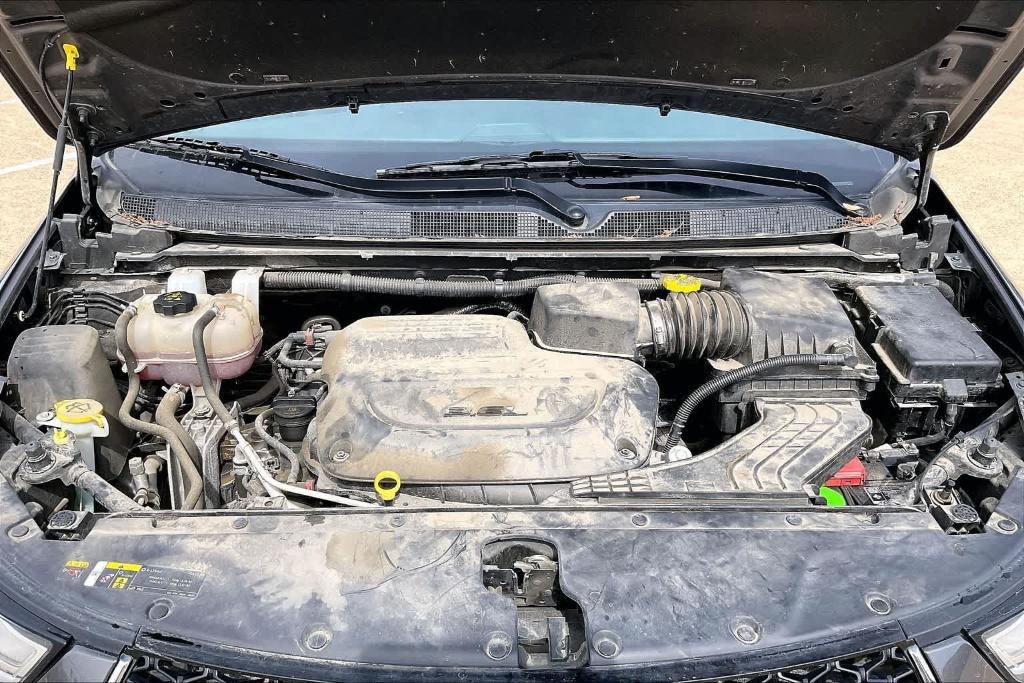 used 2023 Chrysler Pacifica car, priced at $24,330