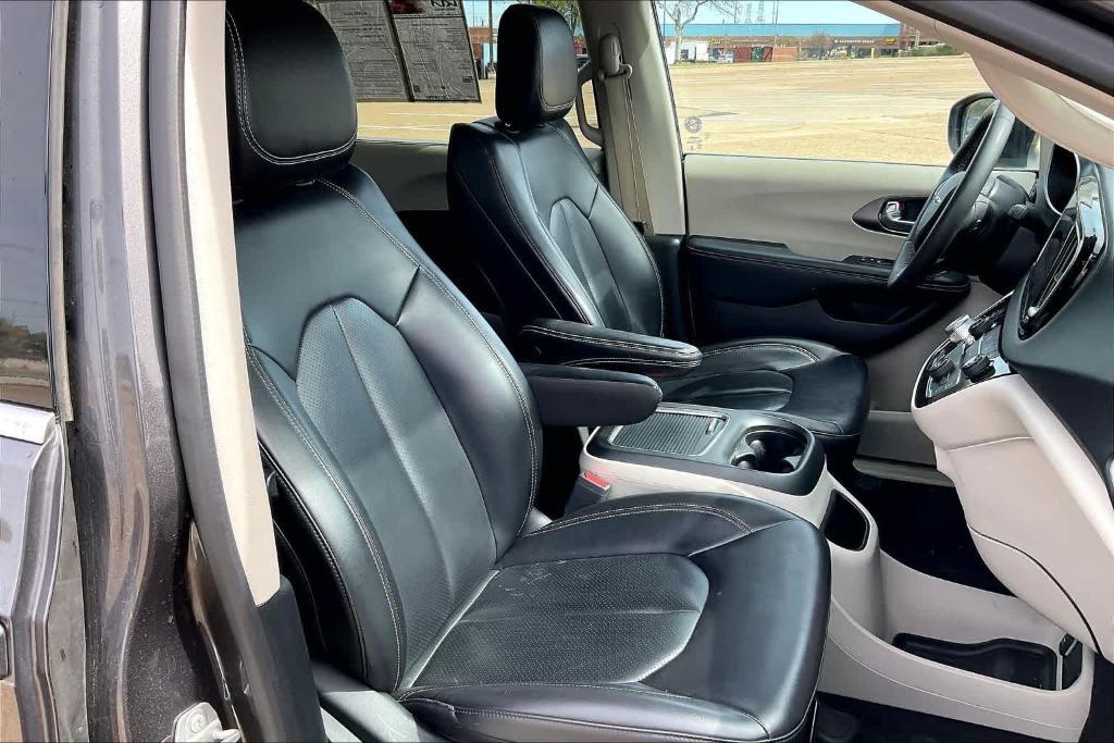 used 2023 Chrysler Pacifica car, priced at $24,330