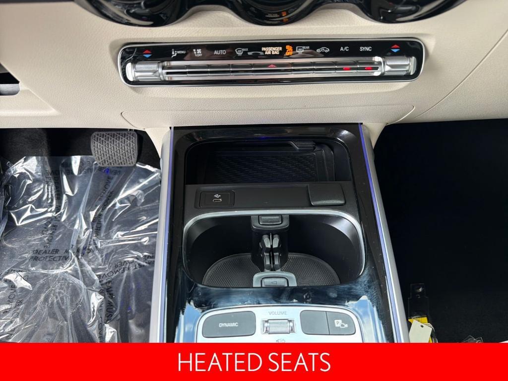 used 2025 Mercedes-Benz GLB 250 car, priced at $40,768