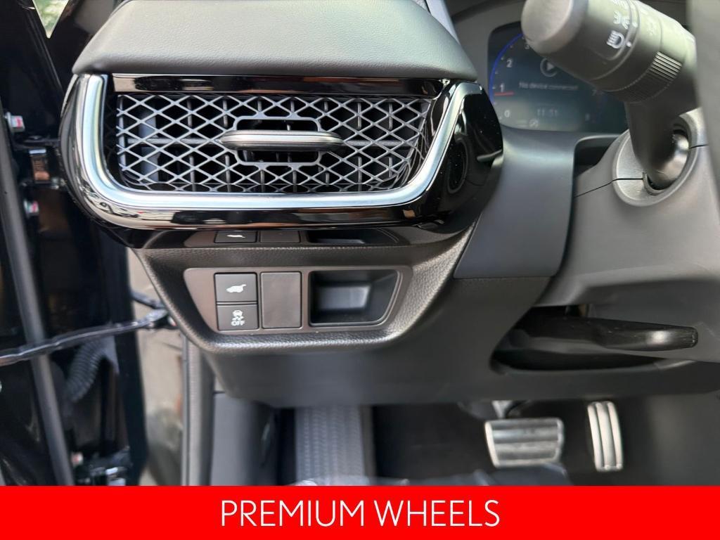 used 2025 Acura ADX car, priced at $38,068
