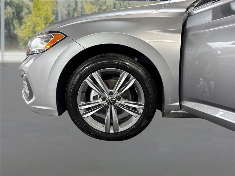 used 2024 Volkswagen Jetta car, priced at $18,955
