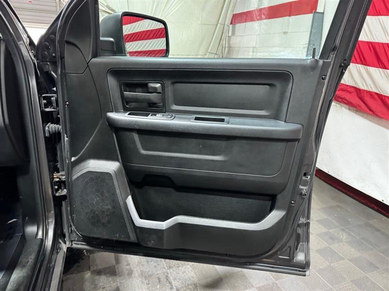 used 2020 Ram 1500 Classic car, priced at $23,995