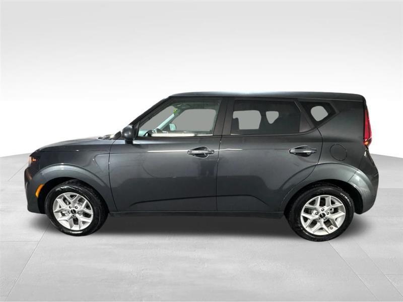 used 2024 Kia Soul car, priced at $15,977