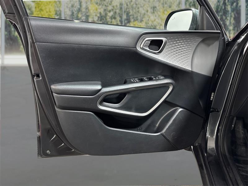 used 2024 Kia Soul car, priced at $15,977